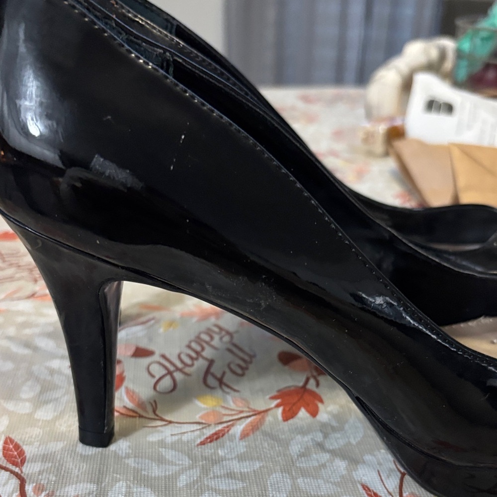 Alfani Glossy Black Heels - Picture 5 of 7